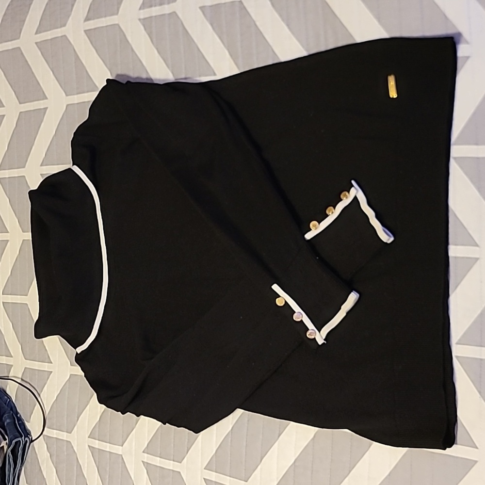 Calvin Klein size small black sweater large collar